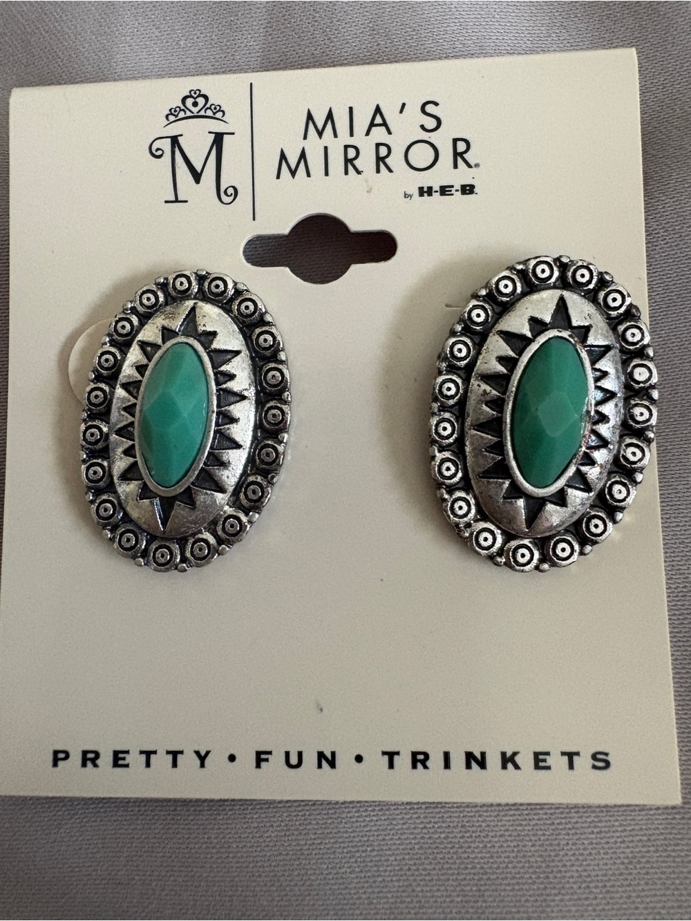 Mia's Mirror Silver-Tone Oval Earrings with Green Stone NWT